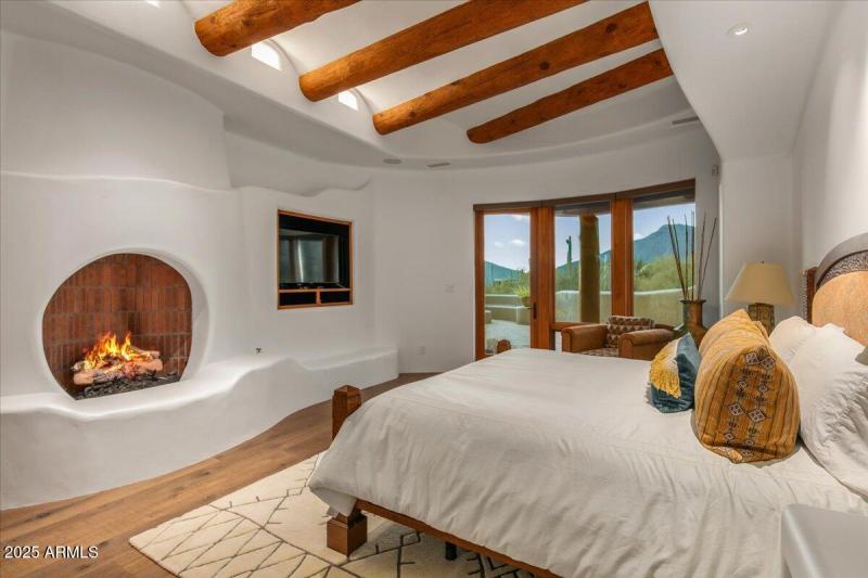 37-Primary Suite Views