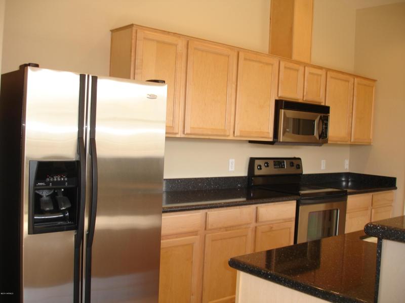 Granite counters and Stainless Steel
