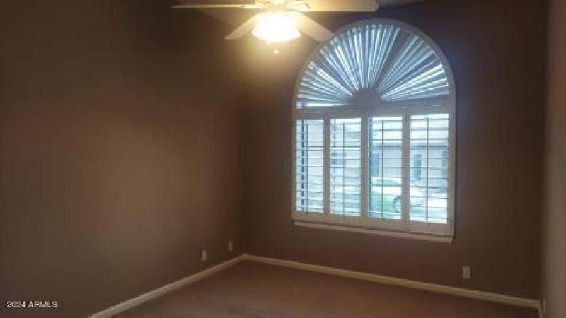 Resized_1000008067_89601442929933