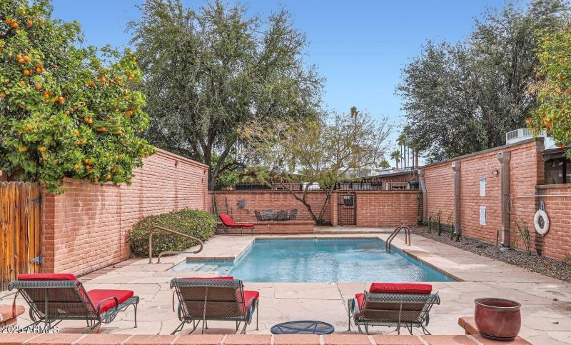 Spanish Gardens Pool 2