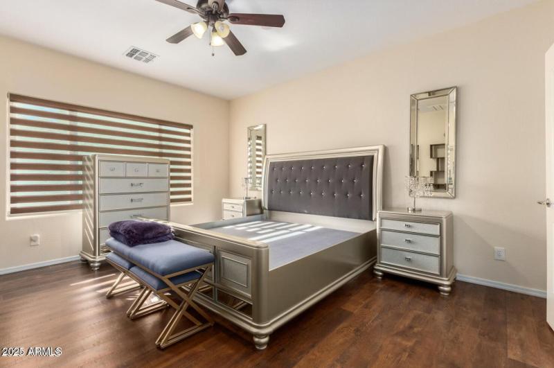 Screenshot 2025-11-17 095019