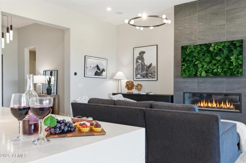 08-DSC00417_with_fire