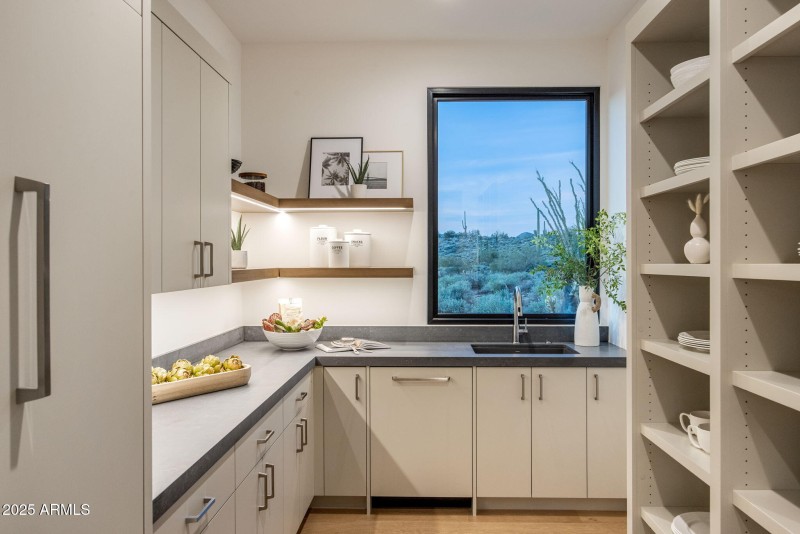 84-web-or-mls-D46A3044