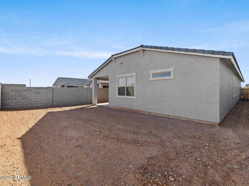 15818 W GRAY FOX Trail