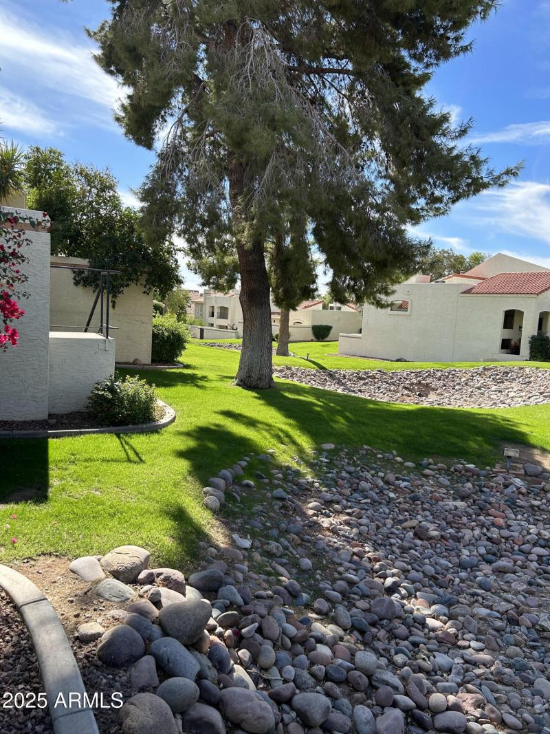 5806 N 25th - Backs up to park