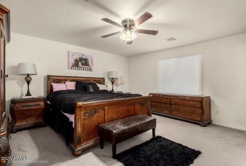 Primary Bedroom Pic #1