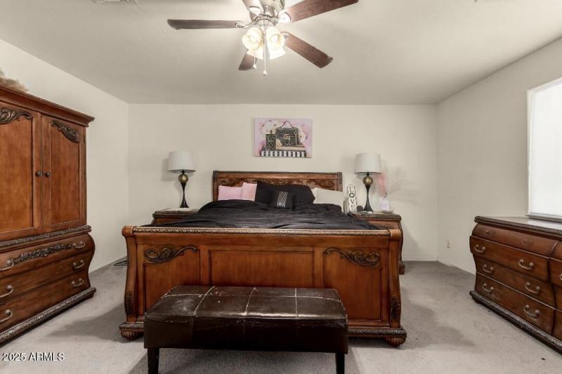 Primary Bedroom Pic # 2