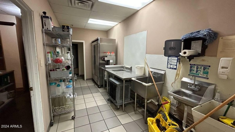 00o0o_jsZNRv6vi9r_0jm0aT_1200x900