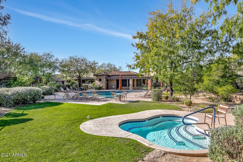 Columbia Series Community Pool Area