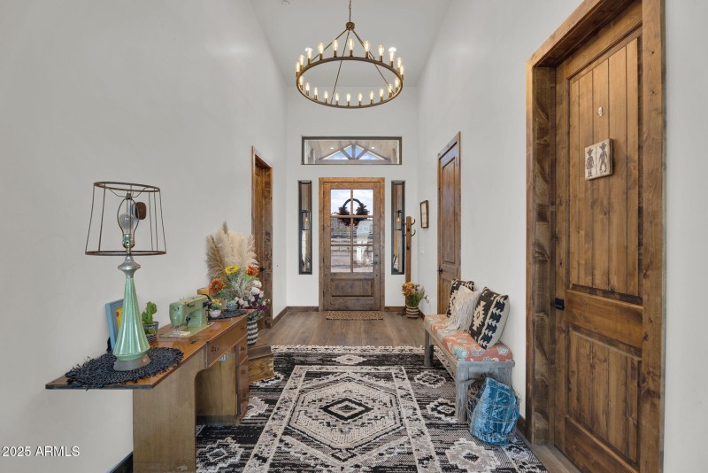 5-web-or-mls-2304 W Silverdale Rd-6