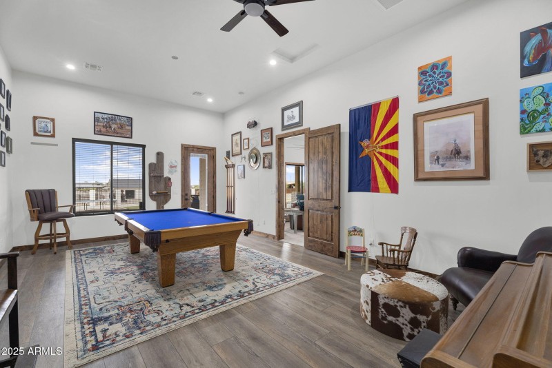 24-web-or-mls-2304 W Silverdale Rd-26