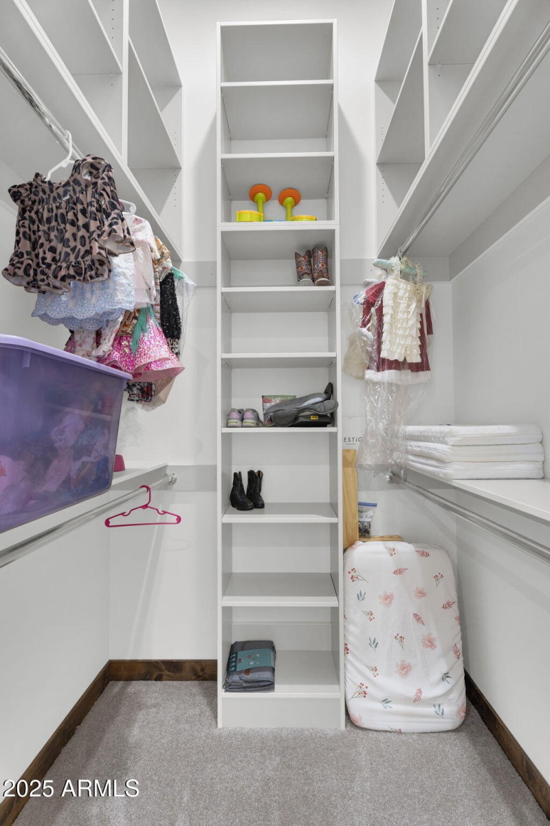 37-web-or-mls-2304 W Silverdale Rd-40