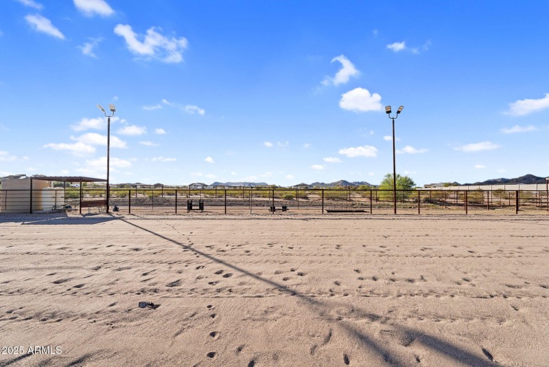 72-web-or-mls-2304 W Silverdale Rd-76