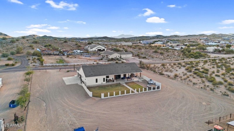 98-web-or-mls-DJI_0153