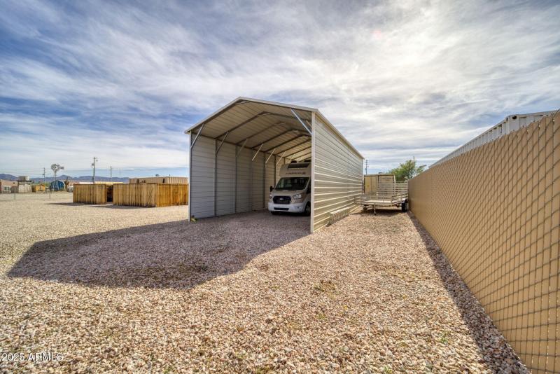 50-web-or-mls-864 W Main St-47