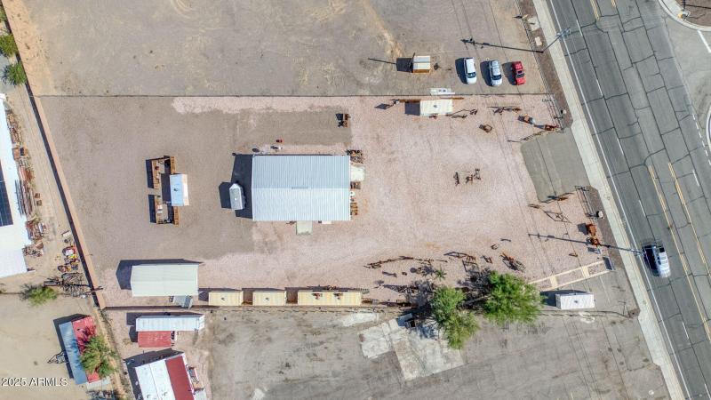 61-web-or-mls-864 W Main St-61