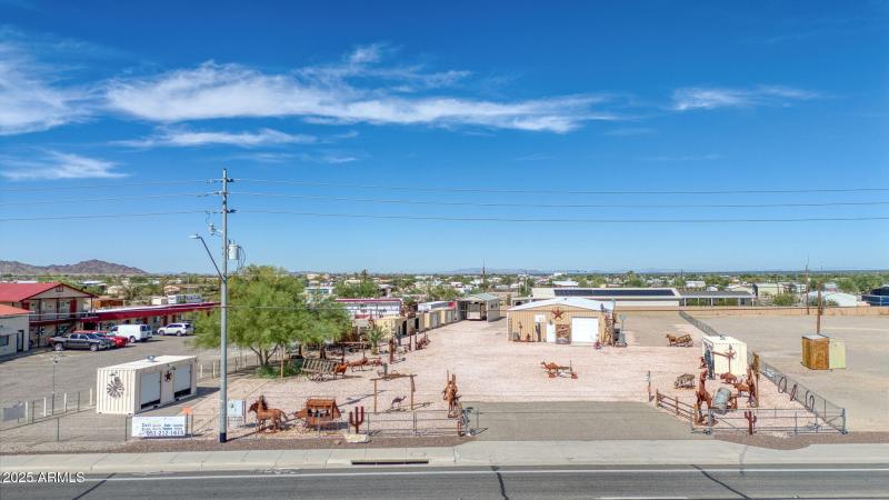 65-web-or-mls-864 W Main St-65