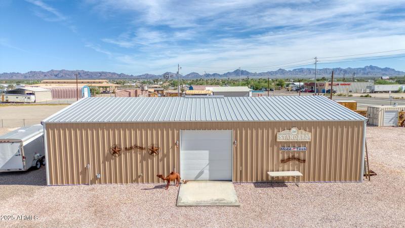 73-web-or-mls-864 W Main St-73