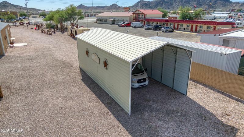 77-web-or-mls-864 W Main St-77