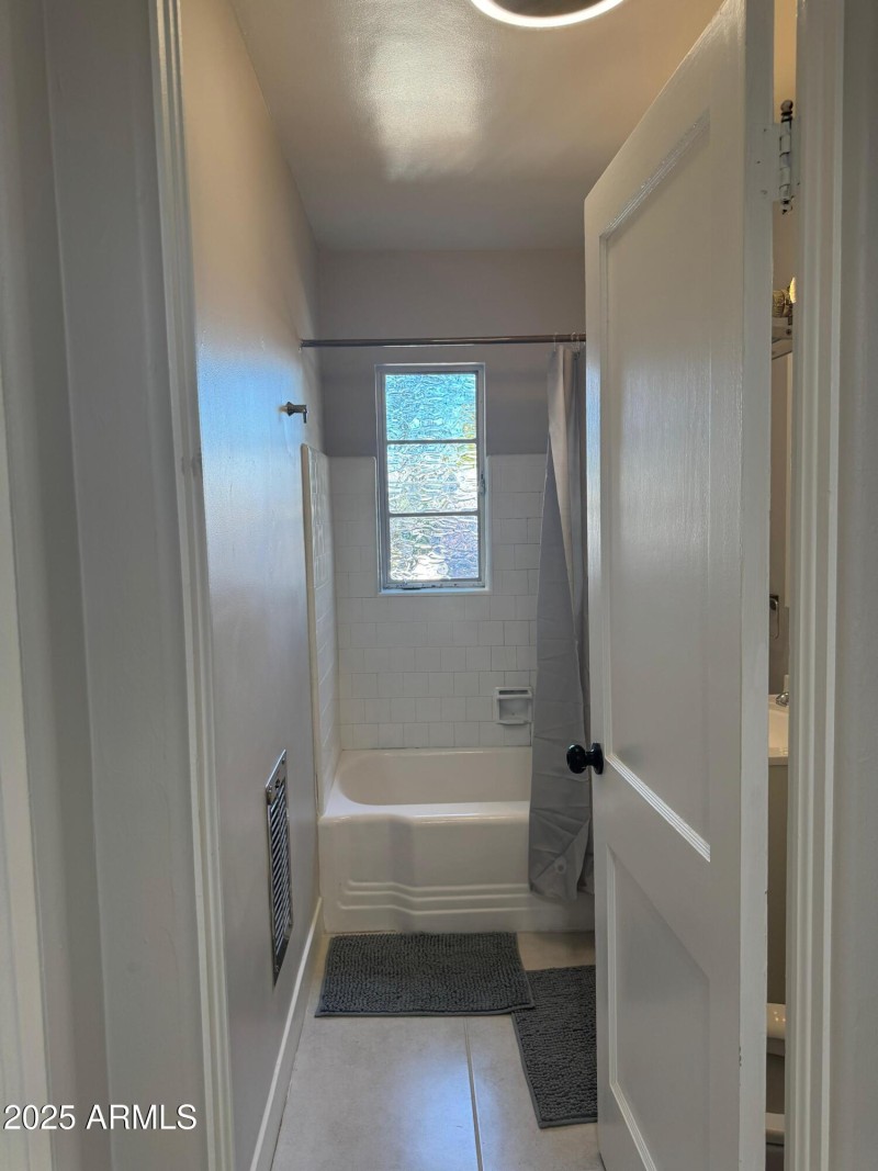 8c9ea2a8-b2da-4232-b711-ca923086d996