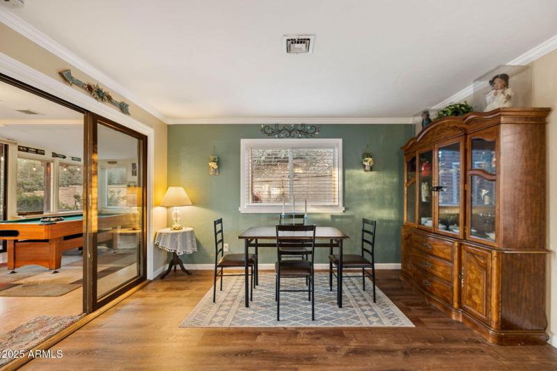 22-Dining Room TW (1)