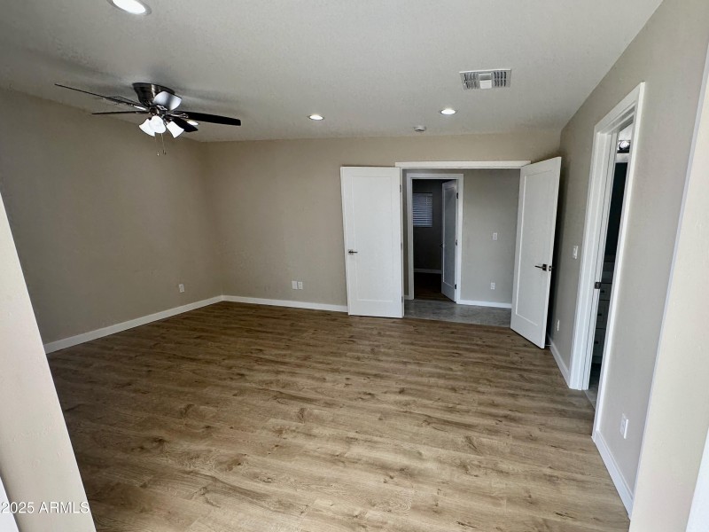 2329 E Enrose - # - 13