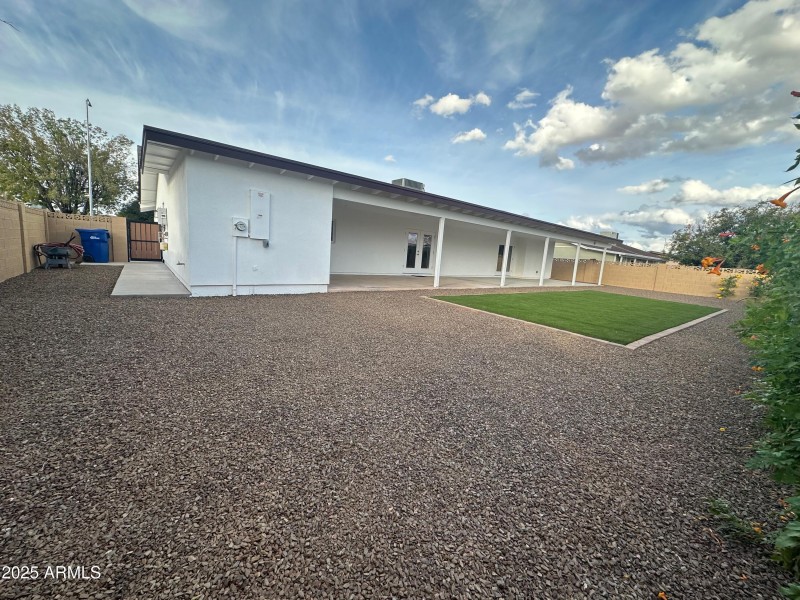 2329 E Enrose - # - 28