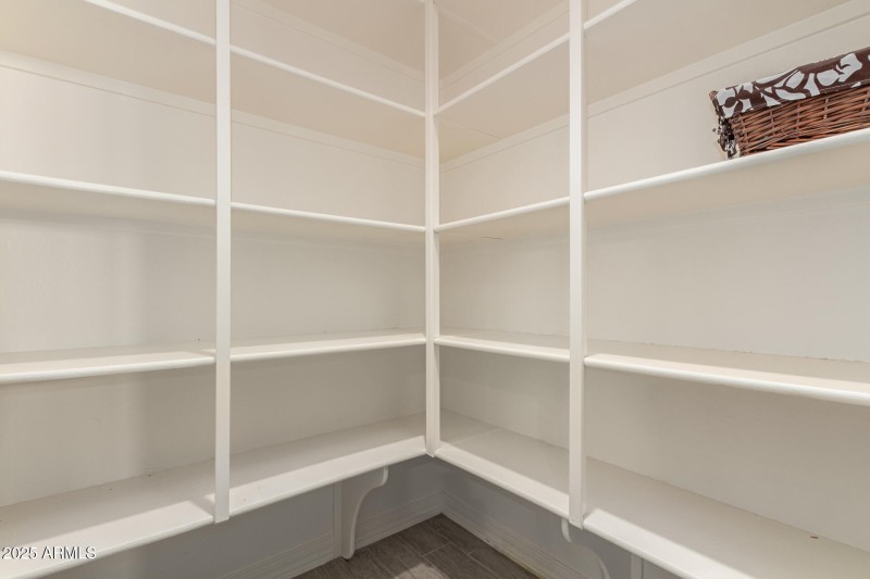 Walk-in Pantry