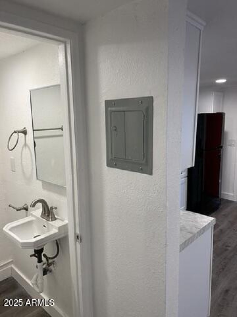 F20D178D-2801-4EFD-8F24-D57ABA04EE9A_4_5