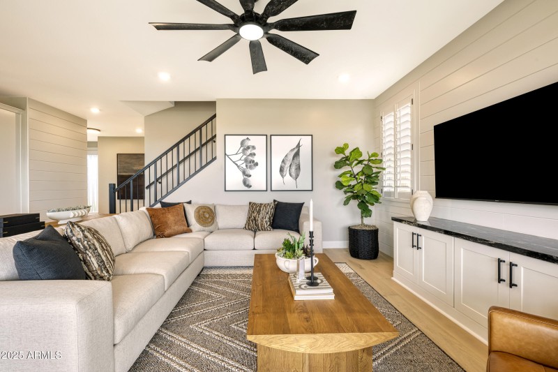 Waterston Central Models Azalea 085 Fina