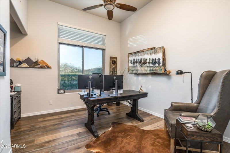 office/ 3rd guest room