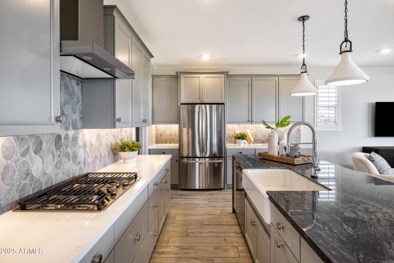 Waterston Central Models Viridian 001 Fi