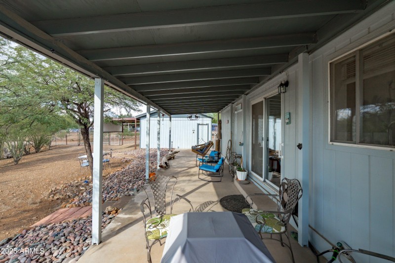 41-Covered Porch