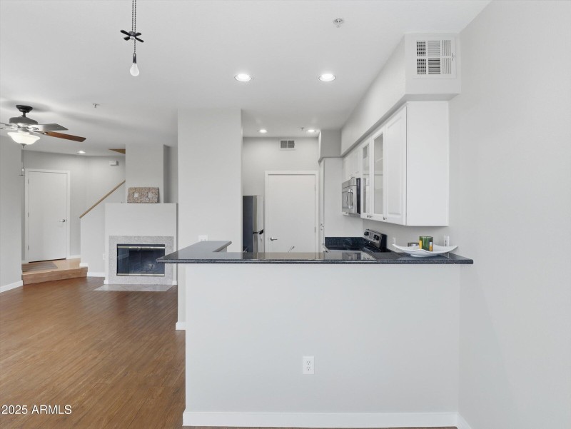 11-3633 N 3rd Avenue #2084-11