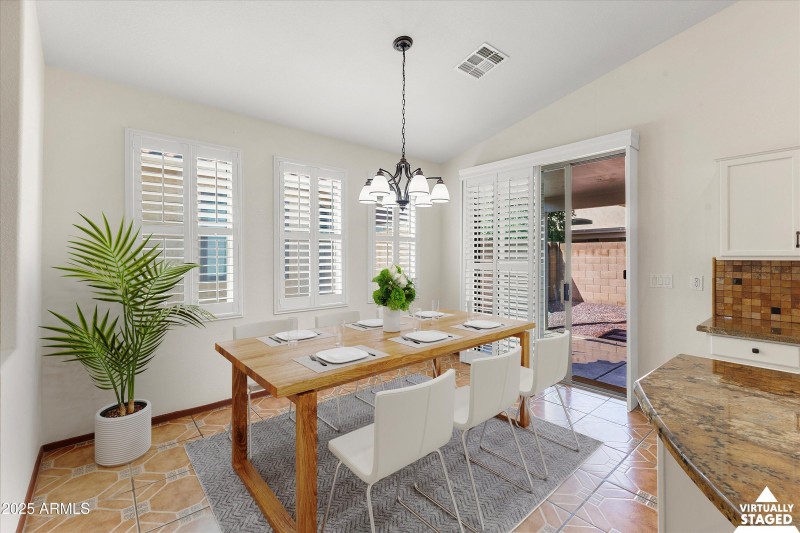 Dining Room Virtually Staged