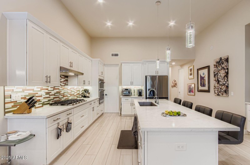 9850 E. McDowell Mountain Ranch Rd. 1024