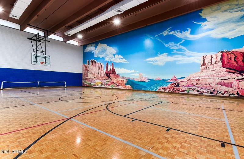 INDOOR BASKETBALL COURT