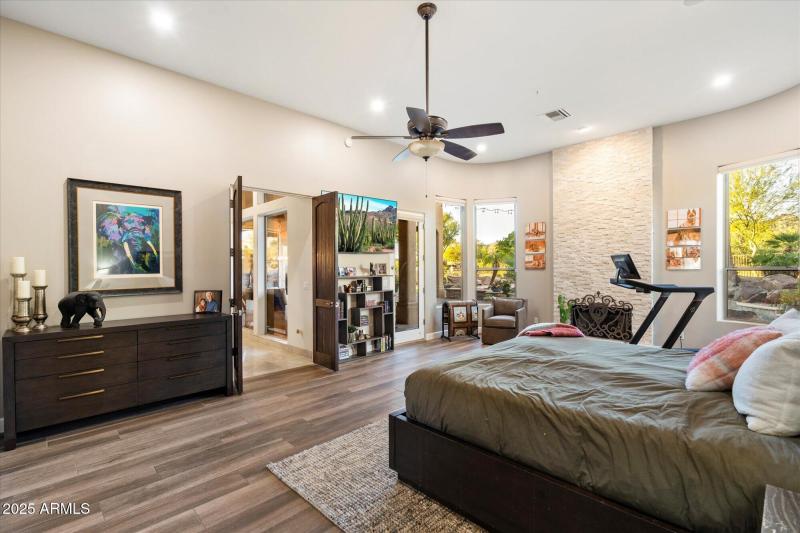 Luxurious Primary Retreat