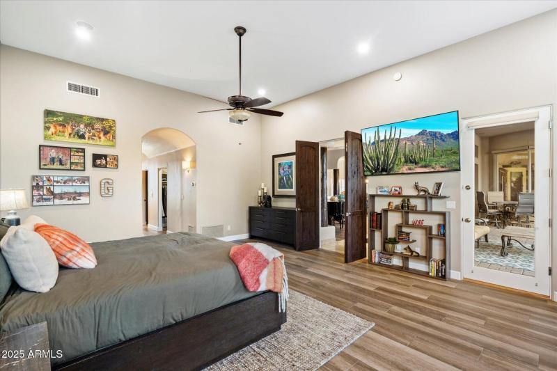 Spacious Primary Suite Retreat