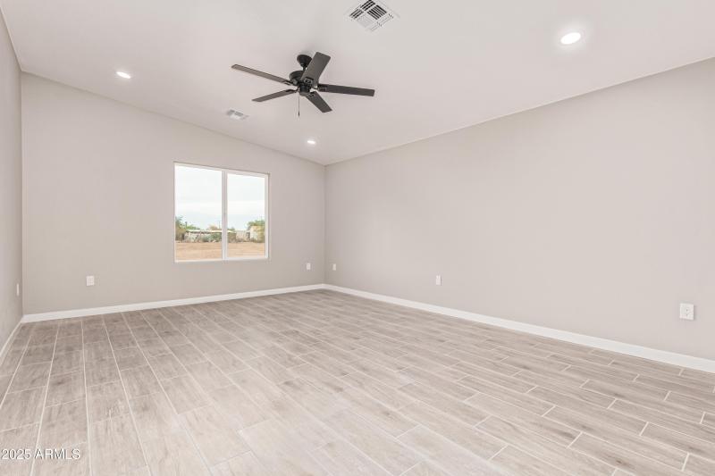 130 S 352nd Dr Tonopah, AZ 85354