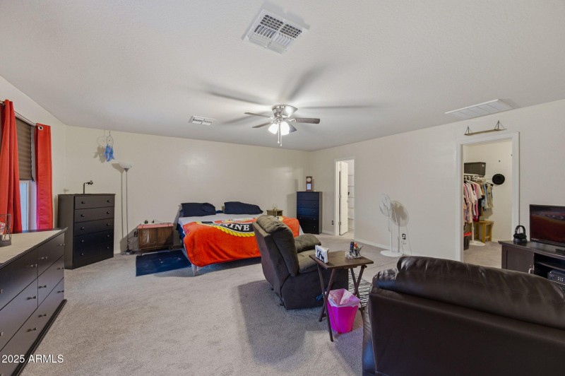 28-web-or-mls-45433 W Sandhill Rd-28