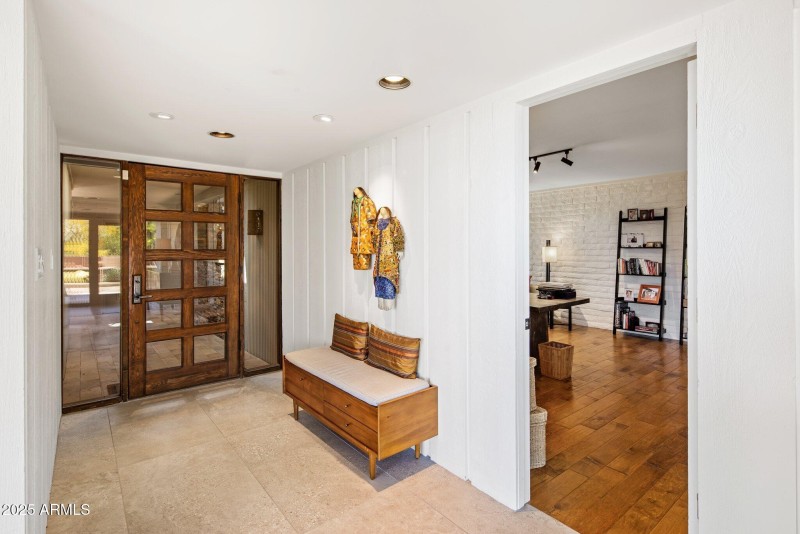 2-web-or-mls-D46A10142 copy