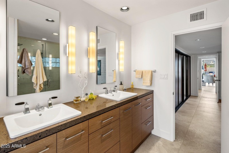 22-web-or-mls-D46A10273 copy