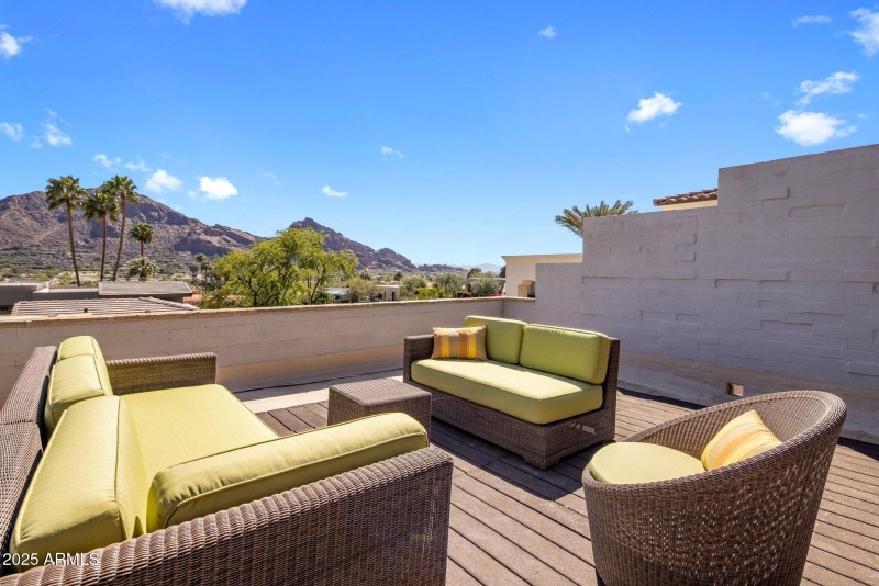 29-web-or-mls-D46A10312