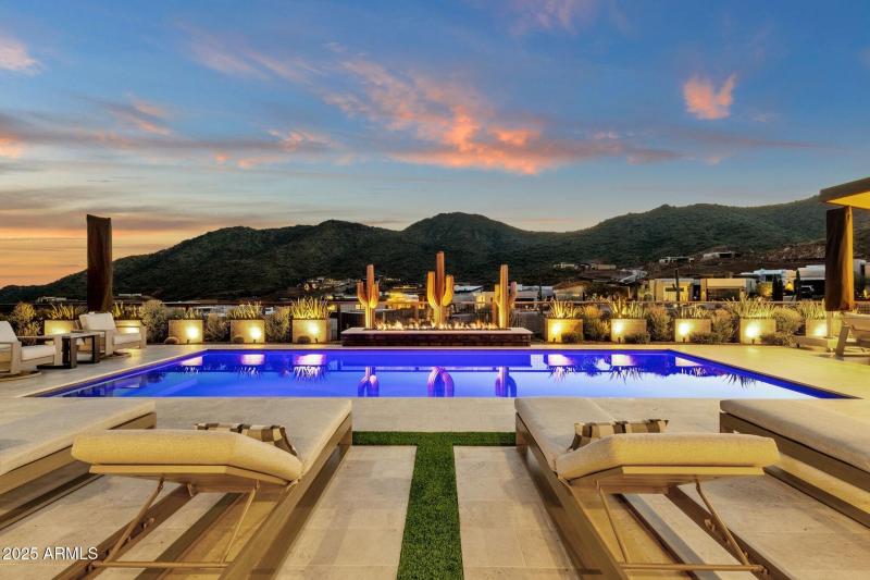 060_Poolside Lights View Twilight