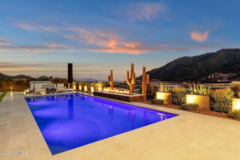 061_Pool Lights Twilight