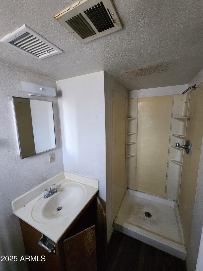 f-208-135-16594084_JnUHA3pa_9