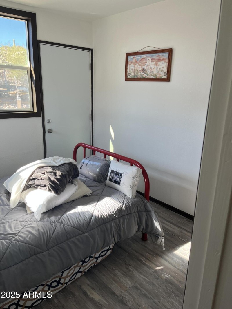 445 N Kilbright Bedroom B