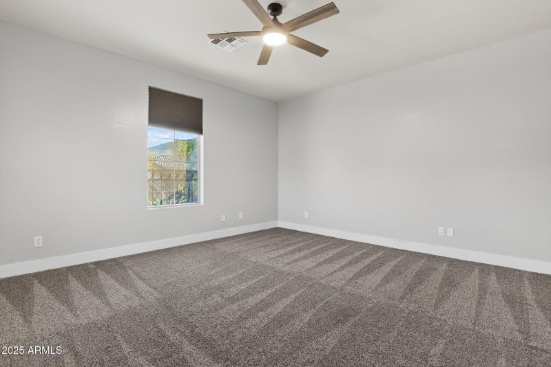 25-web-or-mls-075_a4m_CM