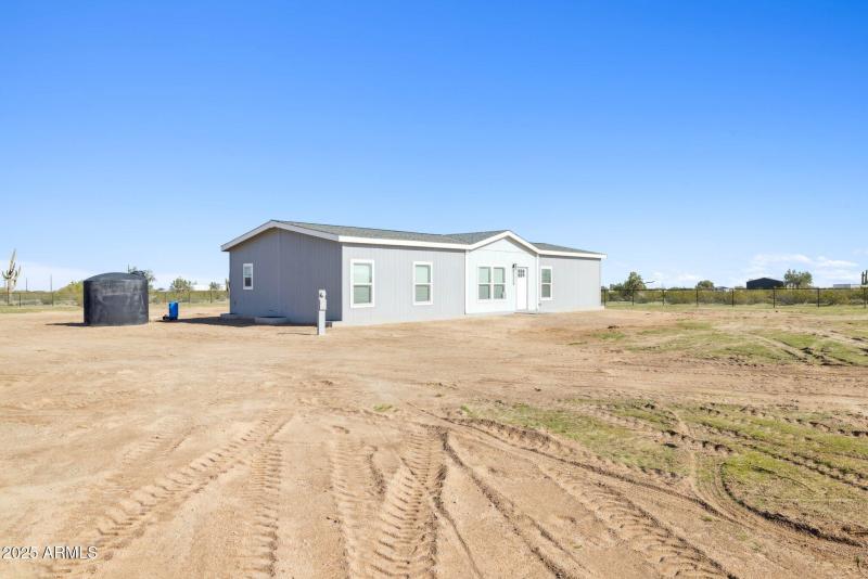 3-web-or-mls-50308-w-wildwood-rd